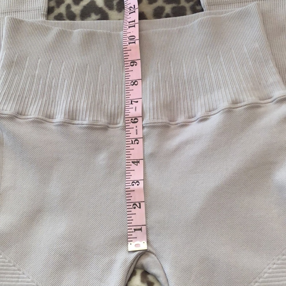 Avocado High Waisted Yoga Legging Dusty Rose Lavender Medium Lightweight - Picture 8 of 16